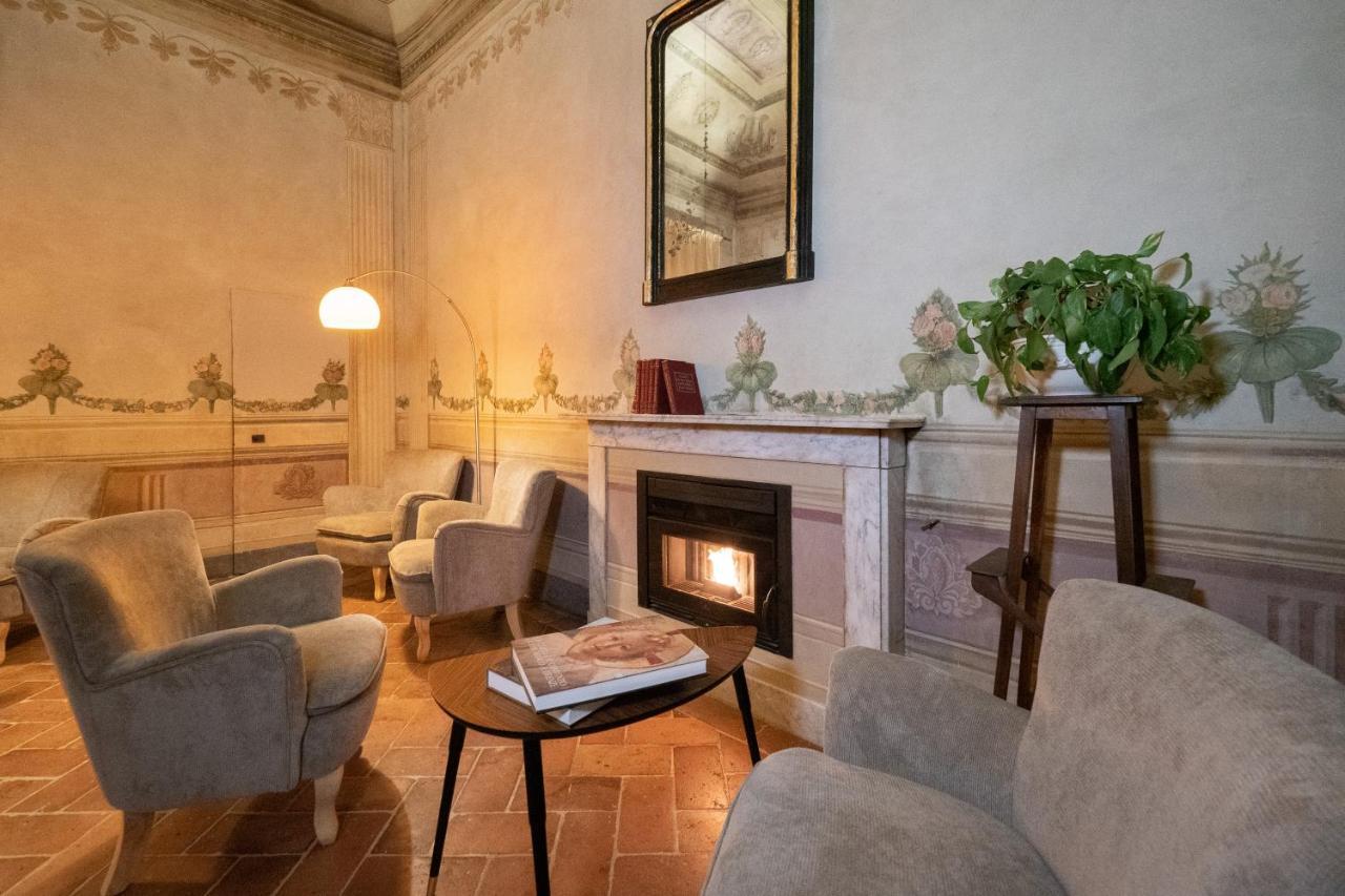 Delcorto Suites Montepulciano Stazione Exterior foto